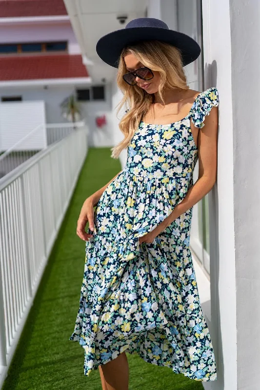 Barefoot Blonde - Pia Midi Dress Chic Lace Detail Midi Dress