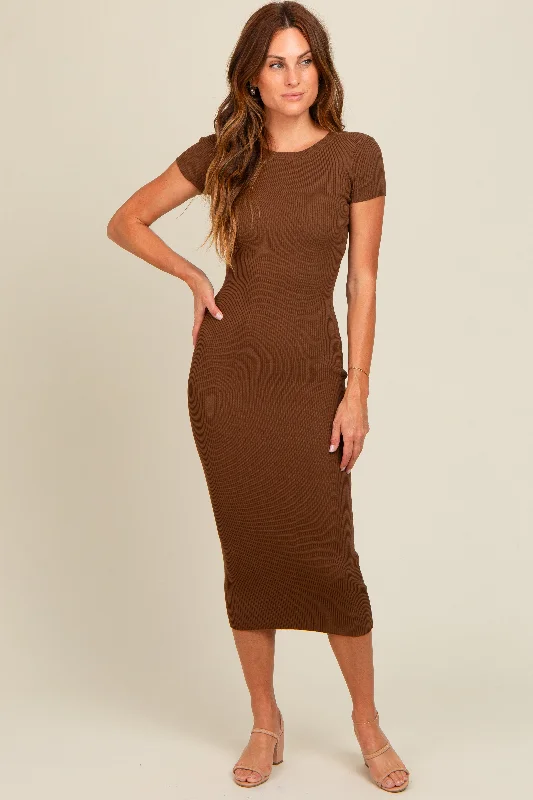 Brown Short Sleeve Rib Knit Midi Dress Stylish Pleated Skirt Midi Dress