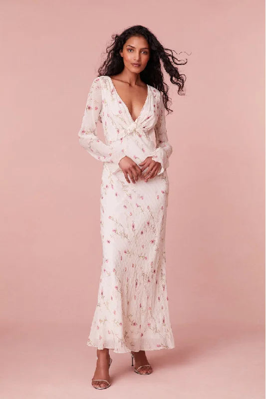 Dalila Dainty Floral Maxi Dress Comfortable Long-Sleeve Maxi Dress