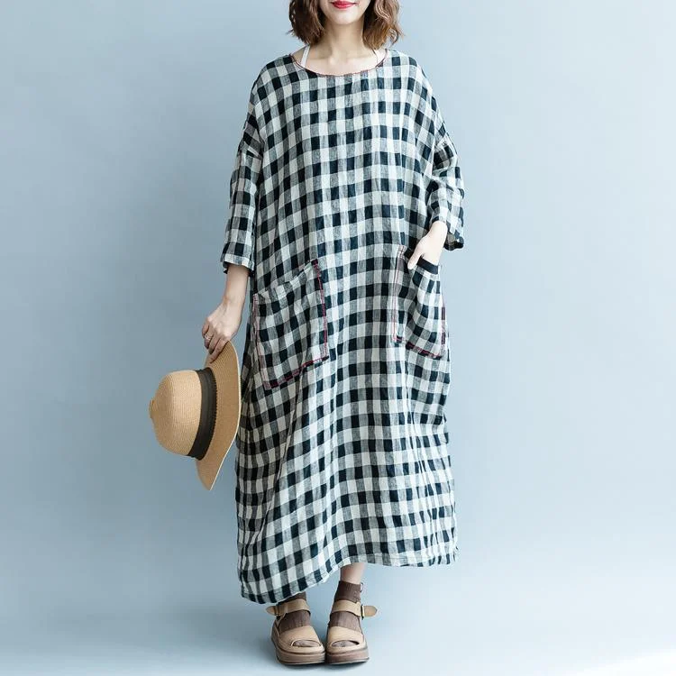 Fine black Plaid cotton linen maxi dress oversized O neck back side open traveling clothing 2018 Three Quarter sleeve pockets cotton linen dresses Fashionable Halter Neck Maxi Dress