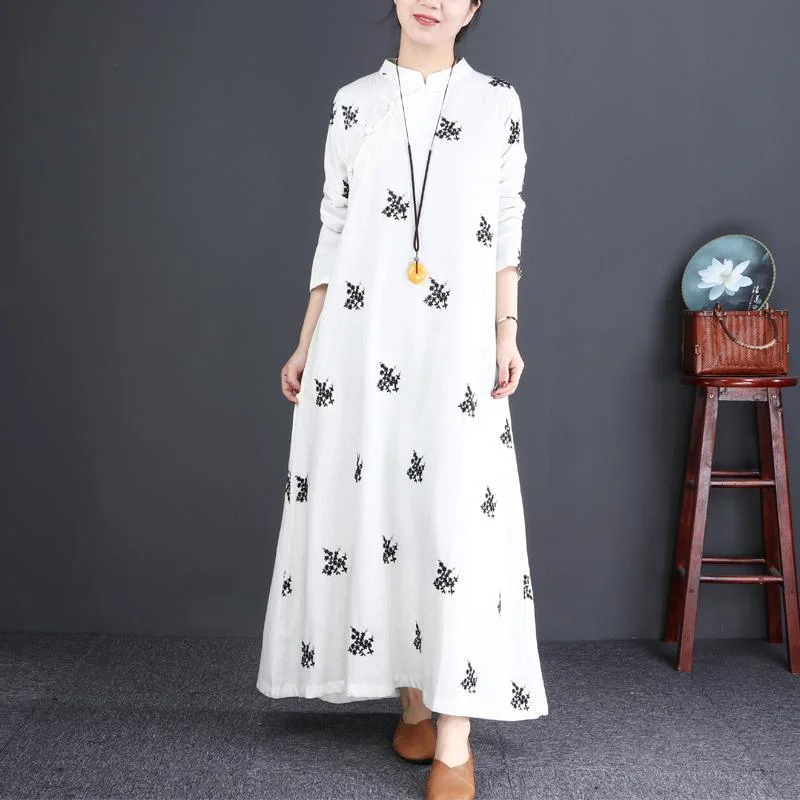 French stand collar Chinese Button cotton clothes For Women Vintage Work white print Maxi Dress Elegant Lace Maxi Dress