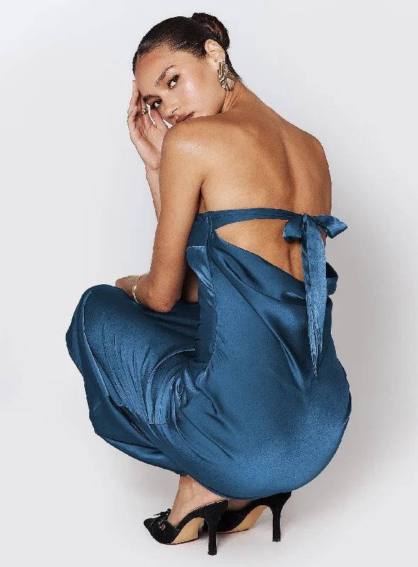 Haley Maxi Dress Mid Blue Elegant Pleated Maxi Dress