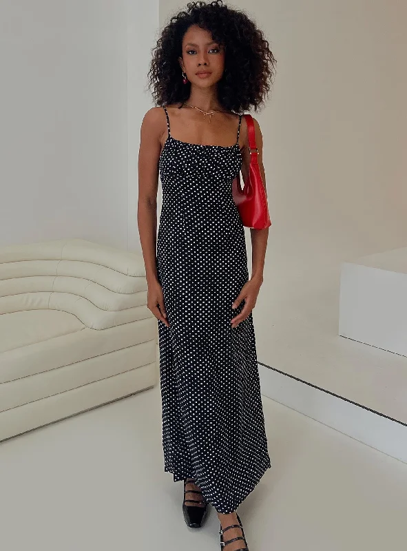 Pansotti Maxi Dress Black Cozy Knit Maxi Dress