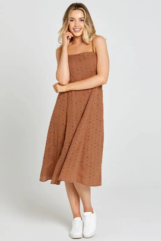 Sass - Sofia Embroidered Midi Dress - Mocha Brown Fashionable Off-Shoulder Dress Midi