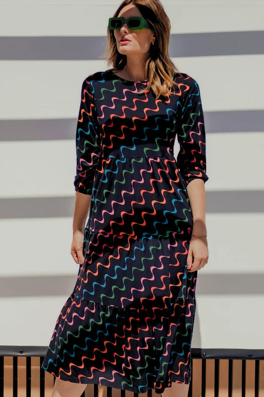 Sugarhill - Bakari Jersey Tiered Midi Dress - Black Waves Comfortable Casual Midi Dress