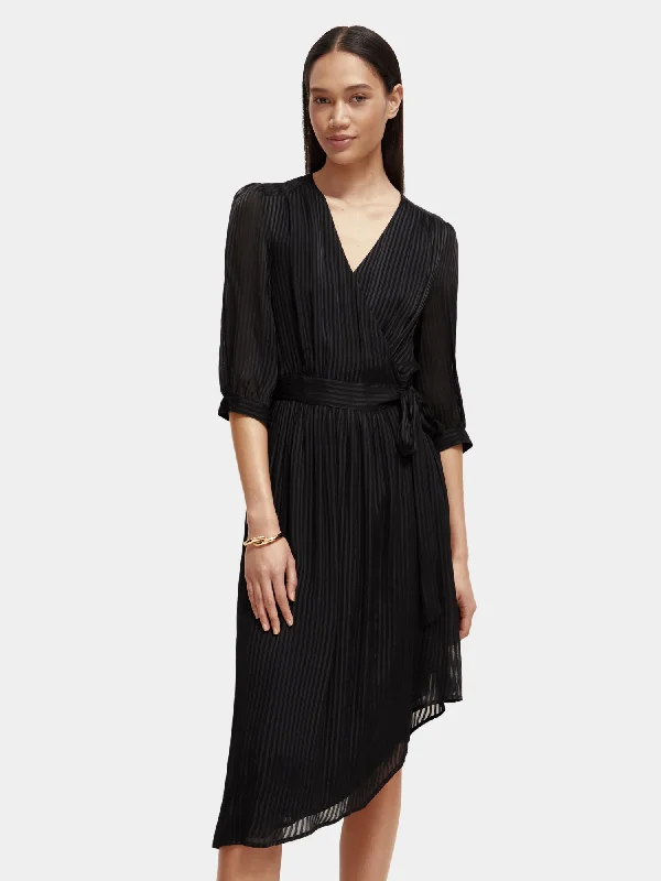 V-neck midi dress Stylish Tiered Midi Dress