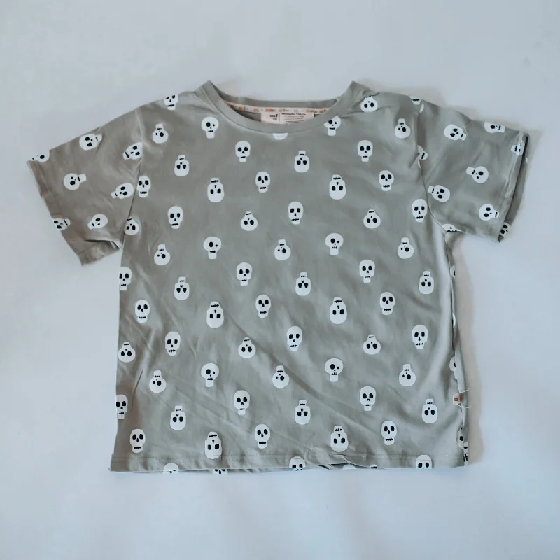 SKULLS ALL OVER | ADULT | Women's Tee Graphic T-Shirt Round Neck Polyester