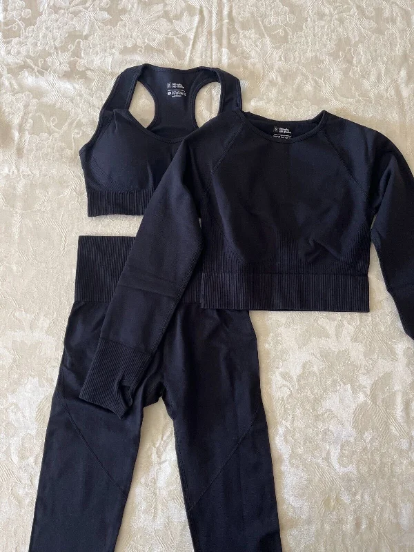 activewear set: bra, cropped compression top, and high waisted leggings Comfortable Workout Fitness Leggings