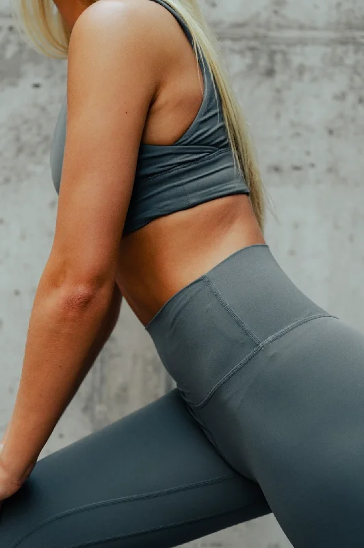 Aspire Leggings (25") Trendy Sports Performance Leggings