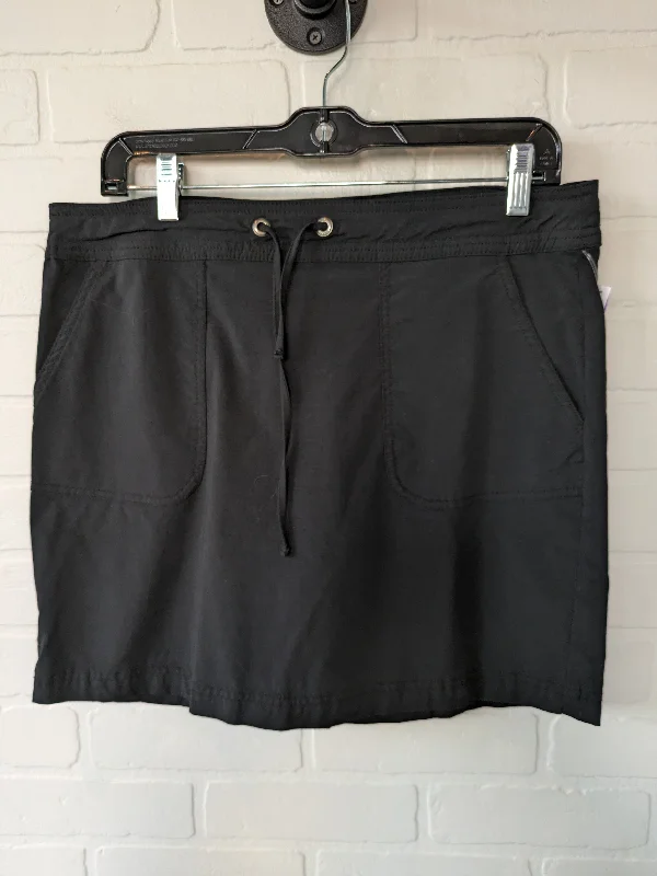 Black Athletic Skirt Prana, Size 8 denim skirt stylish