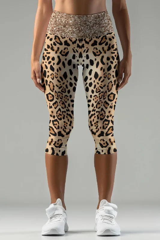Let's Go Wild Ellie Brown Performance Yoga Capri Leggings - Women Fashionable Seamless Leggings