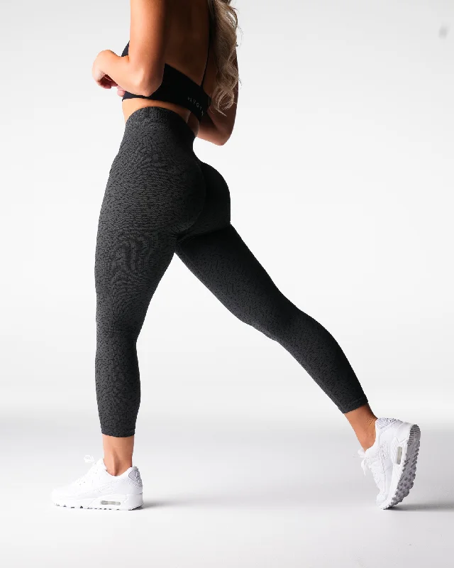 Black Zesty Seamless Leggings Trendy Side-Pocket Leggings