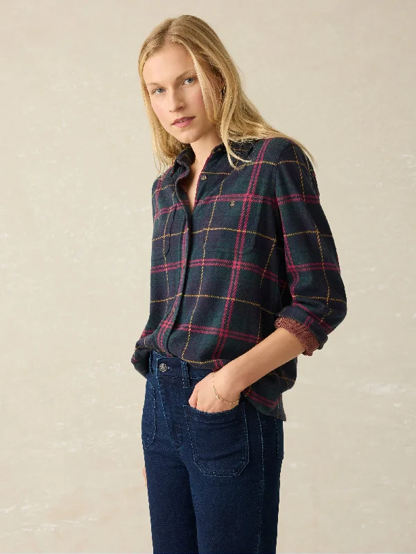 Legend Sweater Shirt Zippered Front Buttoned Front Snap Front