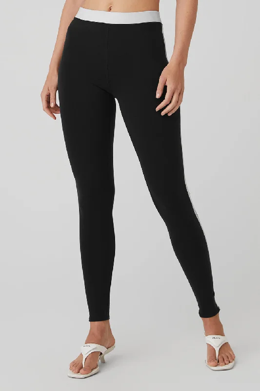 Airbrush High-Waist Streamlined Legging - Black/White Fashionable Minimal Active Leggings