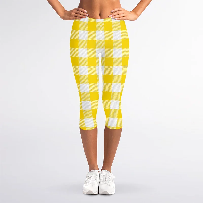 Yellow And White Buffalo Check Print Women's Capri Leggings Cozy Reflective Detail Leggings