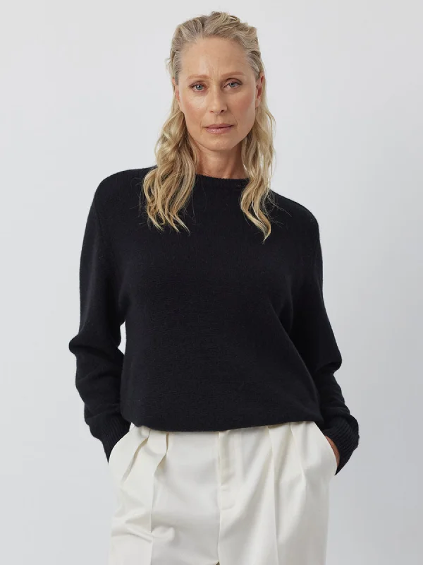 Cashmere Boyfriend Saddle Sweater - Black Fitted Loose Oversized