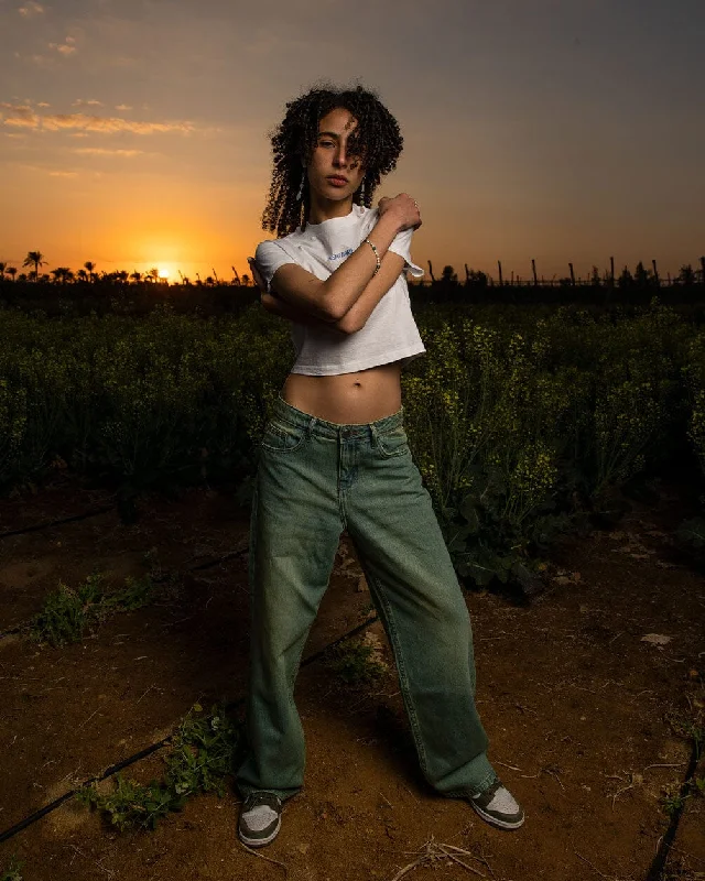 Female Wide-leg Yellow Tint Washed Jeans Chic Rip-Detail High-Waist Jeans