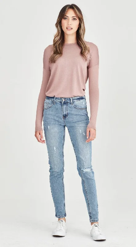 Junkfood Jeans | Nala Fitted Boyfriend | Blue Cozy Wide-Legged Jeans