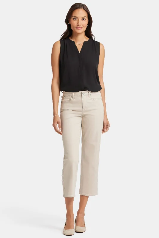 Relaxed Piper Crop Jeans - Feather Cozy Wide-Legged Jeans