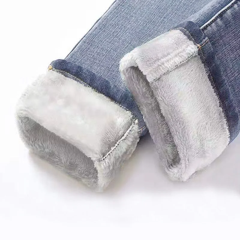 Winter Jeans Women's Korean High Waist Plus Velvet Skinny Jeans Female 2019 New Denim Streetwear Thick Warm Winter Feet Pants Casual Distressed Skinny Jeans